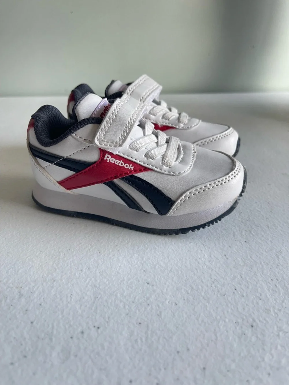 Reebok Toddler Shoes Size 5 White Red Navy Hook & Loop Sneakers